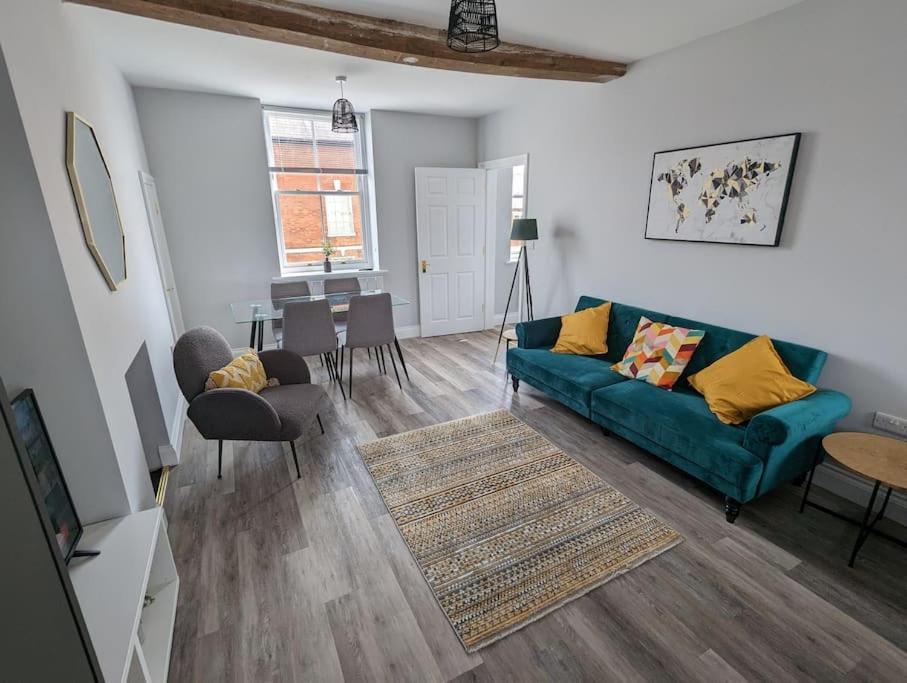 31 High Street - Modern & Stylish 2-Bed Apartment - Inc Parking Husbands Bosworth Luaran gambar