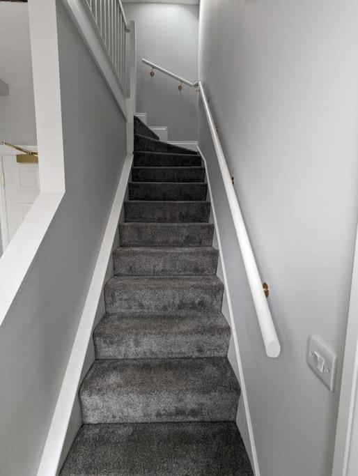 31 High Street - Modern & Stylish 2-Bed Apartment - Inc Parking Husbands Bosworth Luaran gambar